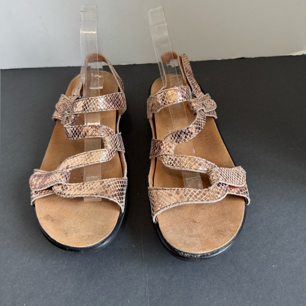 revere Emerald Adjustable Sandal. EU 39 - Picture 7 of 16